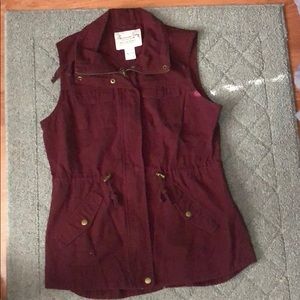 American Rag Maroon cargo vest
